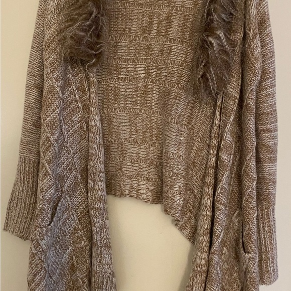 Vintage asymmetrical sweater - Picture 2 of 9